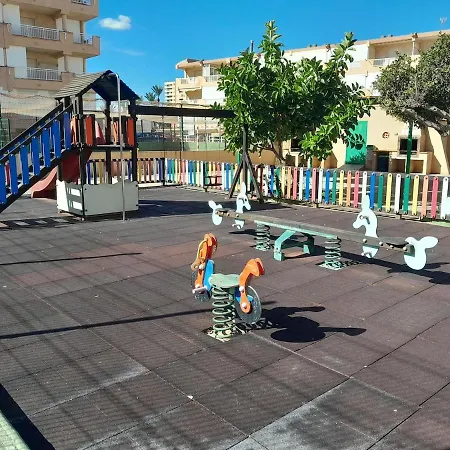 Bonito En Puerto *