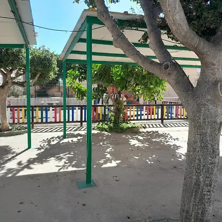 Bonito En Puerto *